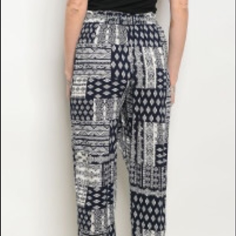 Navy Harem-style Soft Joggers w/ Pockets - Picture 3 of 3